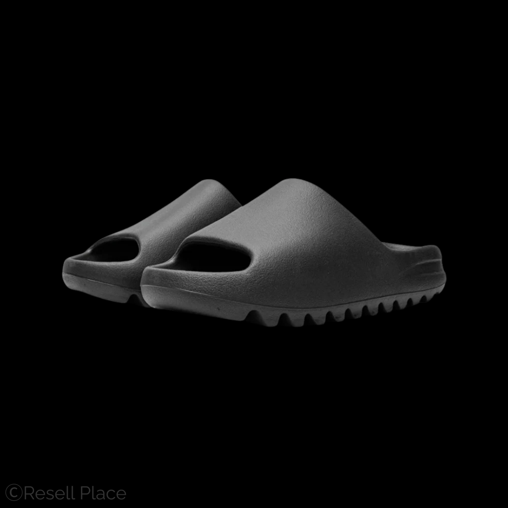 YEEZY SLIDES